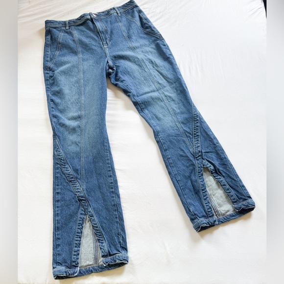 Free People We The Free Curvy Vintage High Rise Flare Jeans Sz 35 - Picture 1 of 7